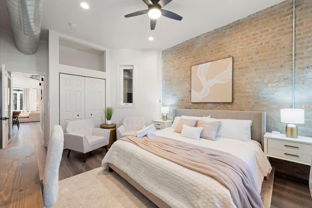Apartment Luxury 2br In Wicker Park Chicago