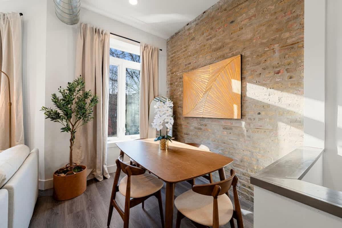 Luxury 2br In Wicker Park * Chicago