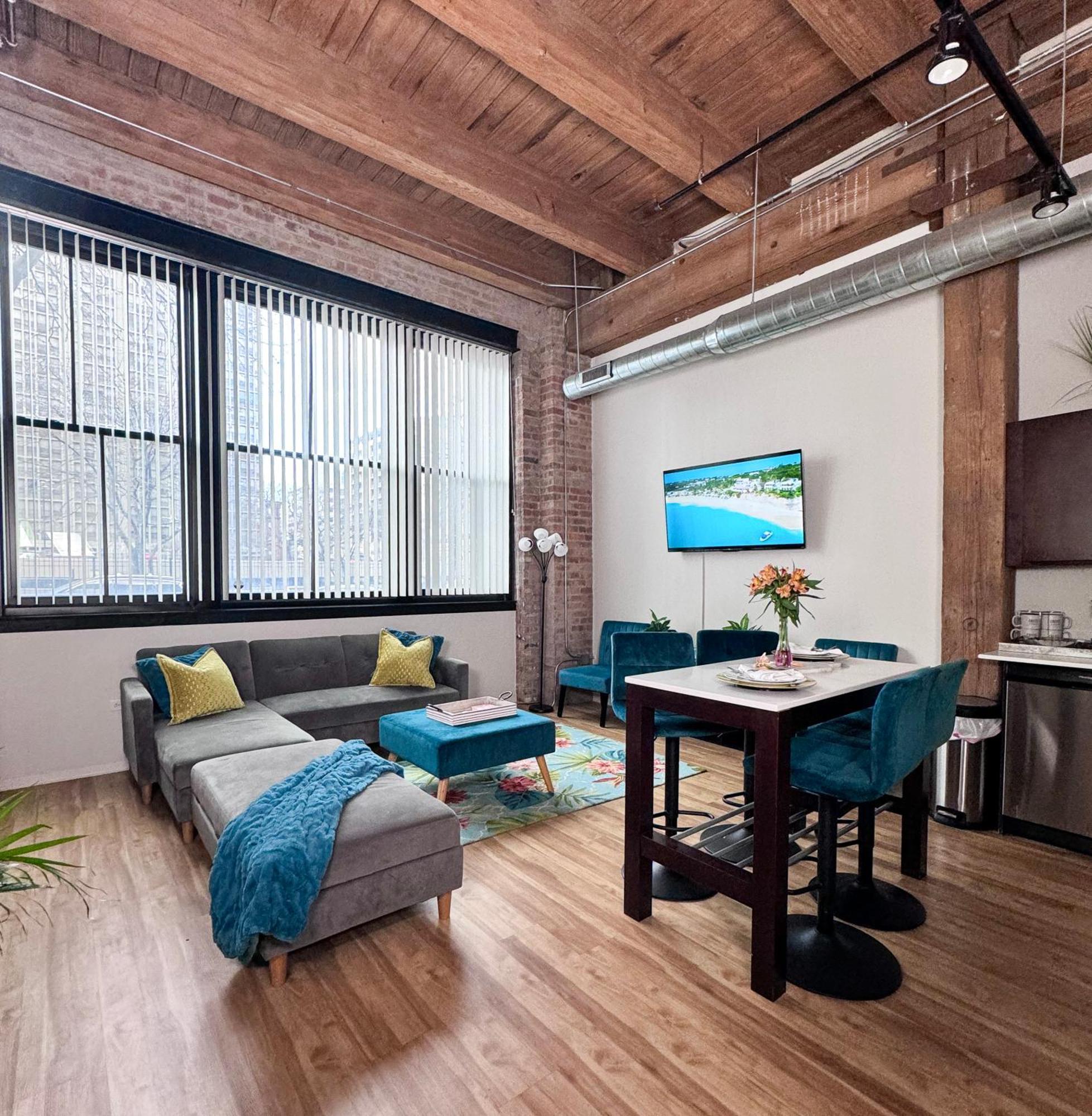 Apartamento Luxery - Themed Units! Close To Downtown, Mccormick Place & Wintrust Arena
