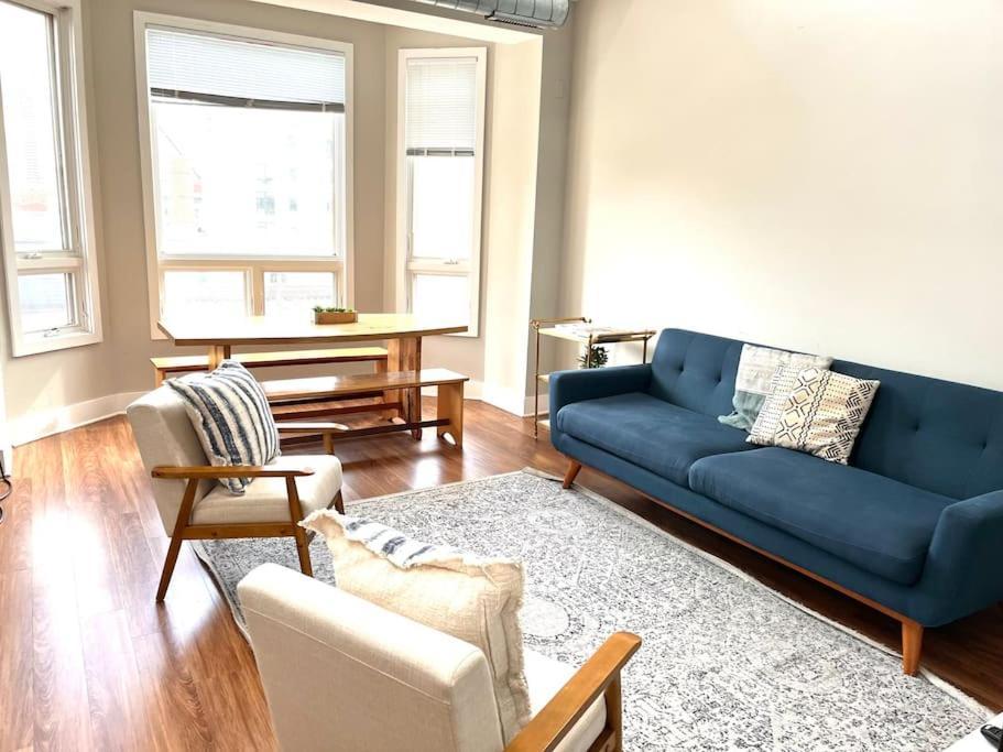 Beautiful Unit Chi In Prime River North - Floor Chicago