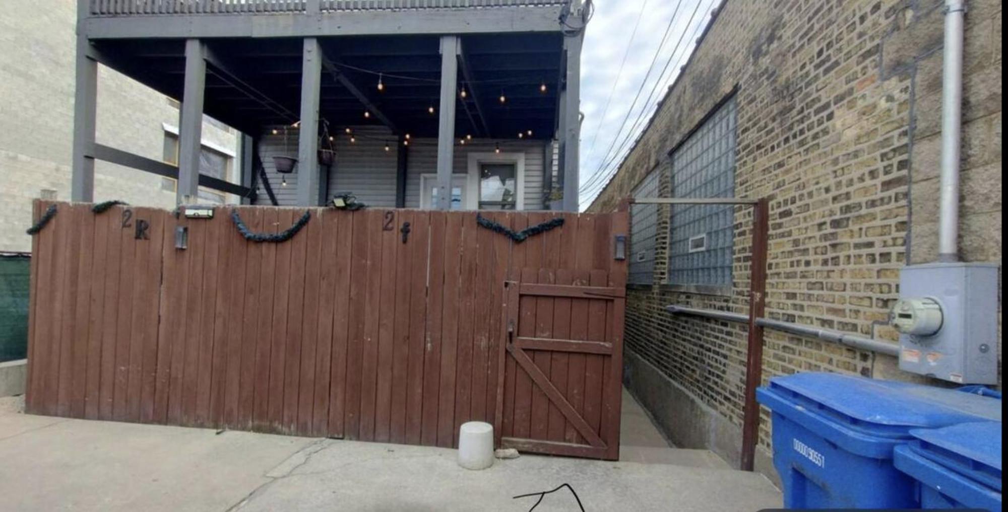 2br 1bonus2bath Duplexofficesleeps6freeparking Apartment Chicago