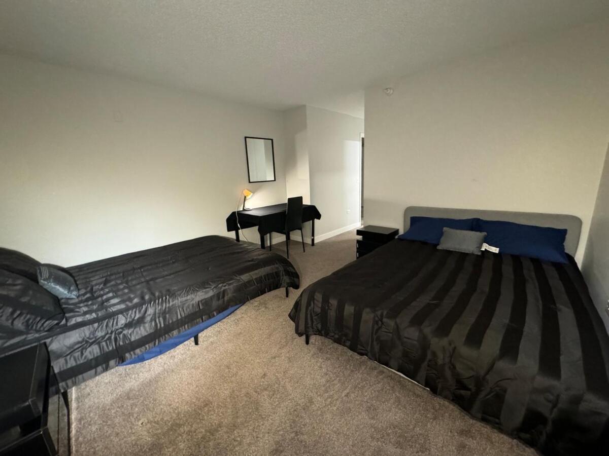 Apartment Cozy 2 Bedroom By Lakeshore