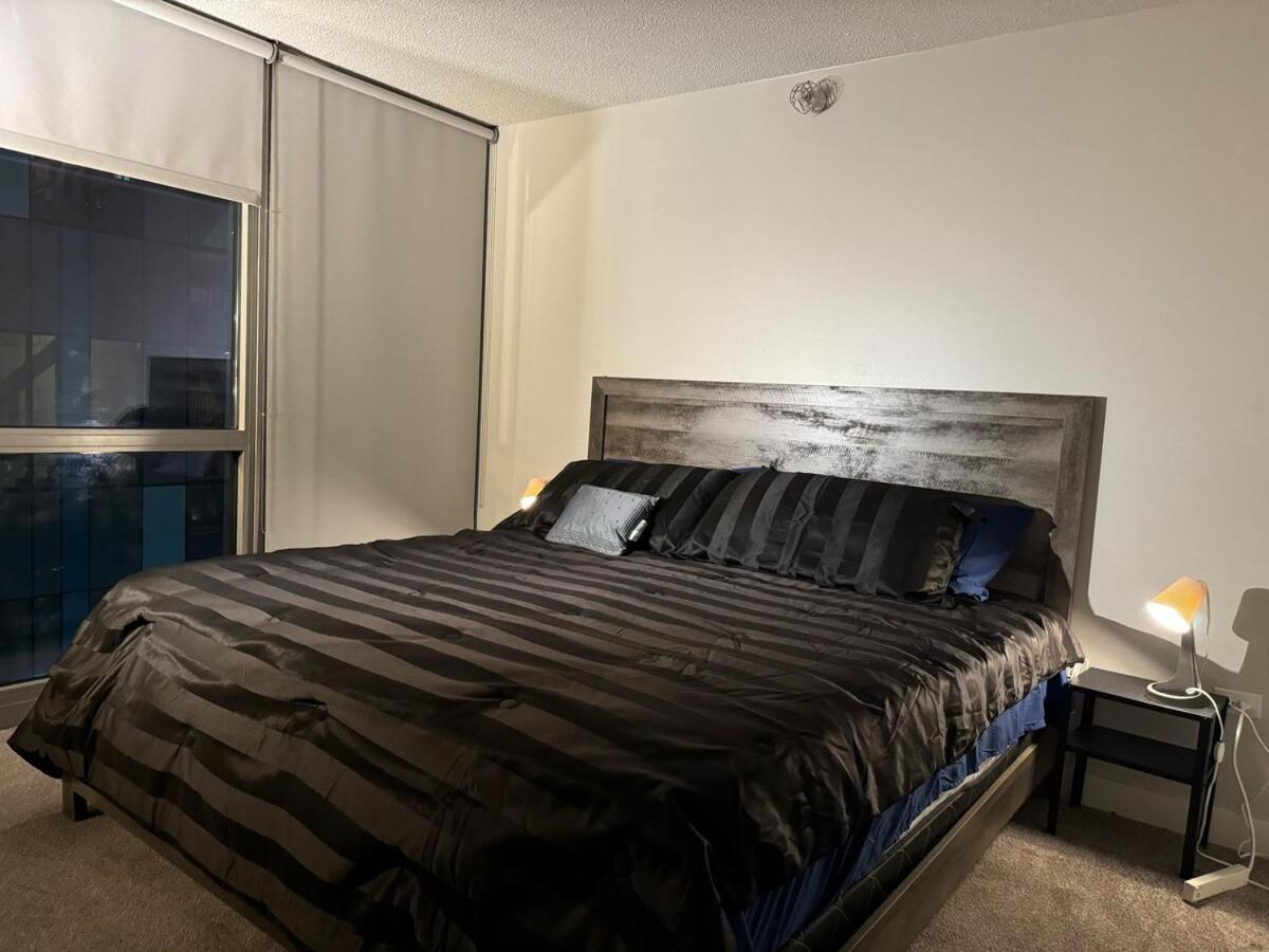 Cozy 2 Bedroom By Lakeshore *