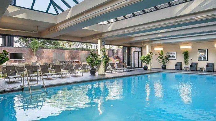 Apartment Iconic Style, Charming View *
