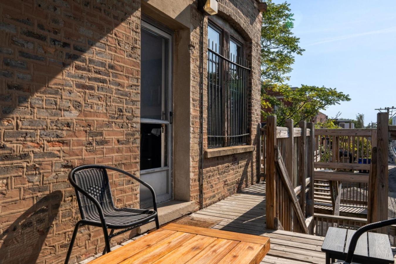 Ukrainian Village 2br Modern D2 * Chicago