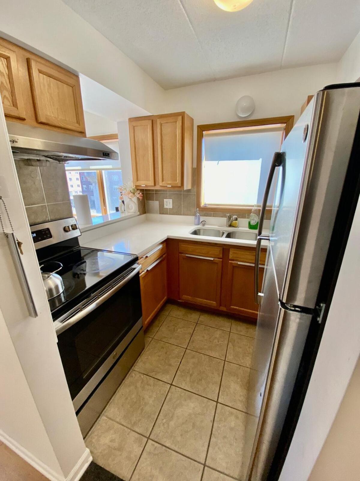 Spacious 3bd In A Prime Location *