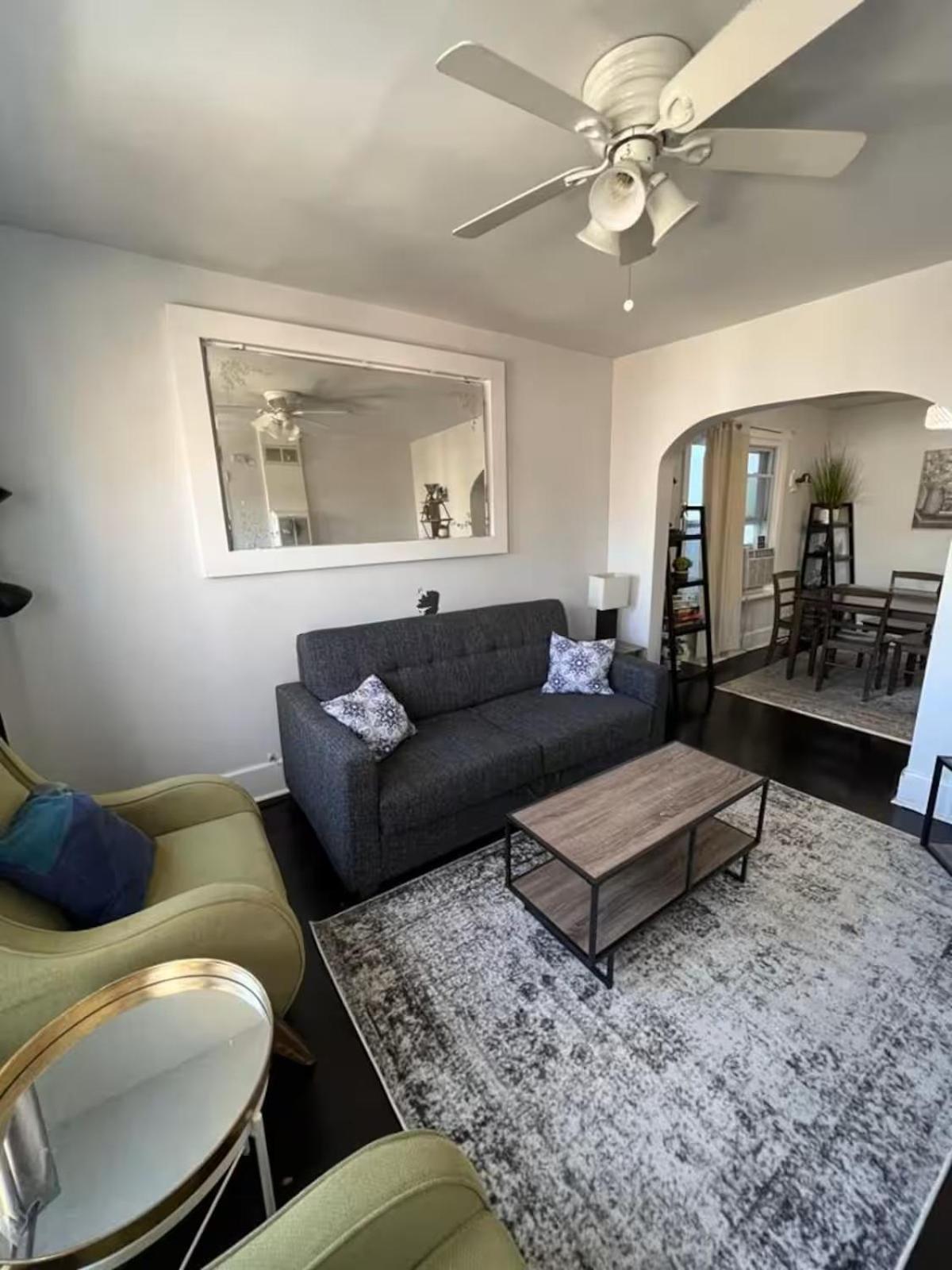 Apartment Amazing Location 3br Gem In Logan Square W Parking