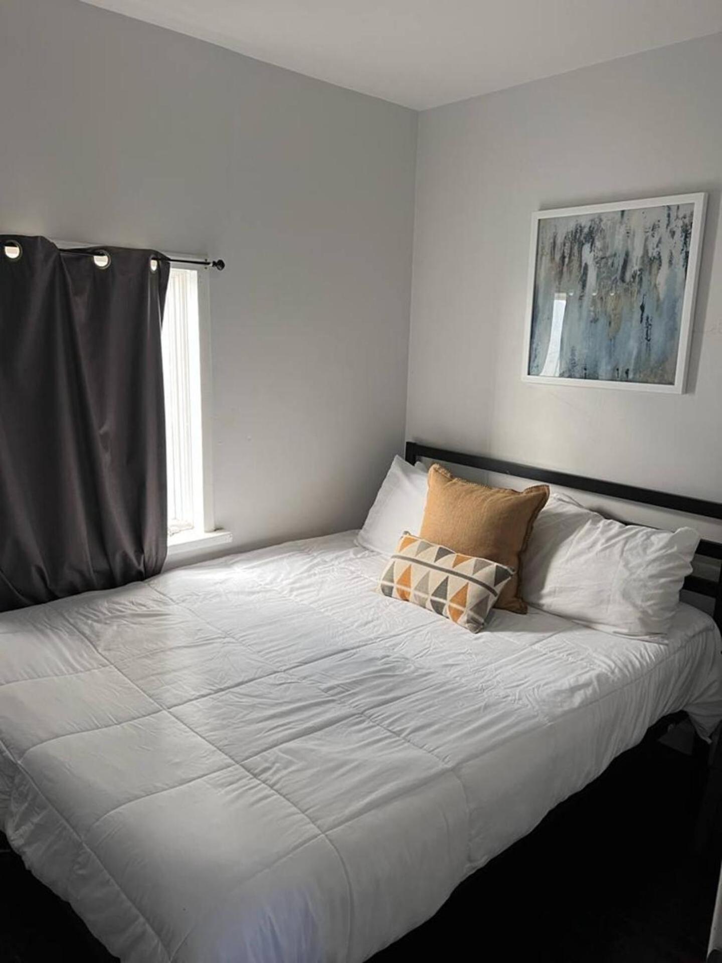 Amazing Location 3br Gem In Logan Square W Parking Chicago