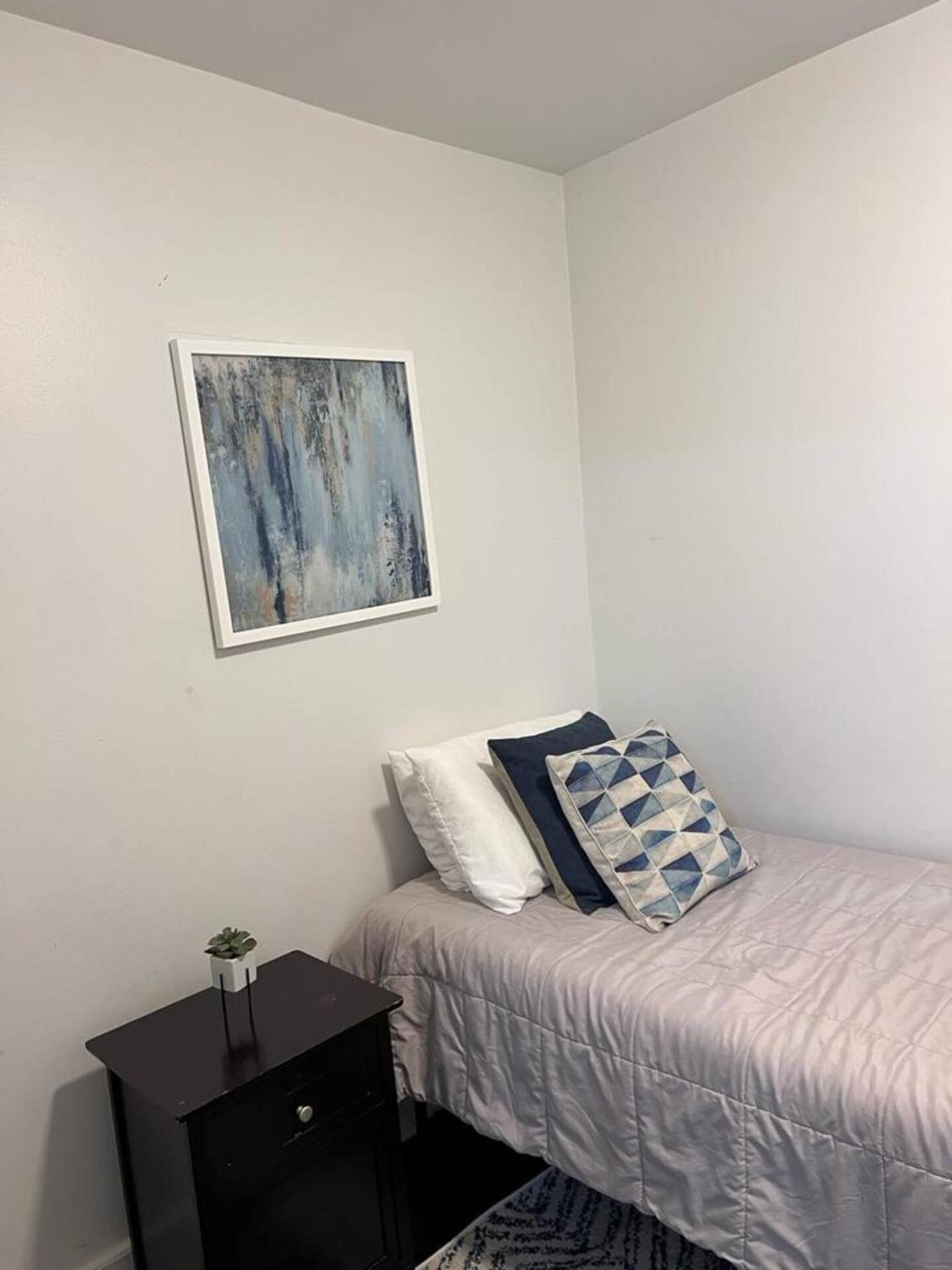 Amazing Location 3br Gem In Logan Square W Parking * Chicago