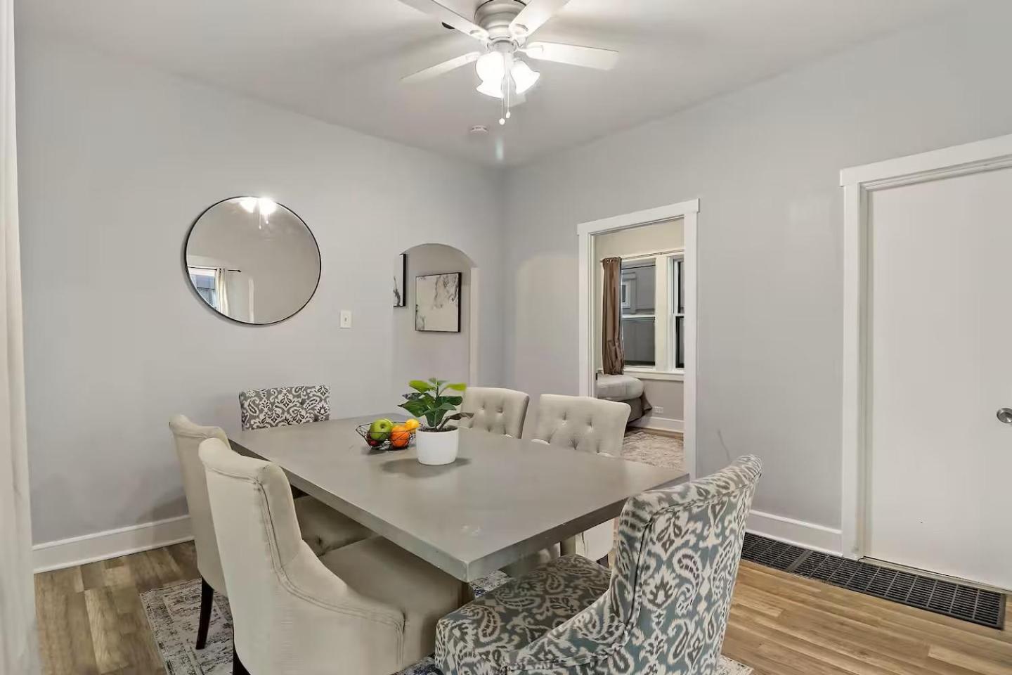 Appartement Explore The Sleek 2br Gem In North Chicago