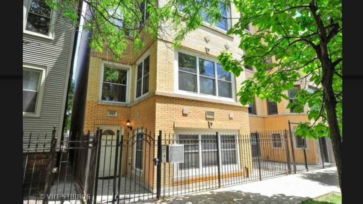Beautiful 7 Bed, 3.5 Bathroom Chicago