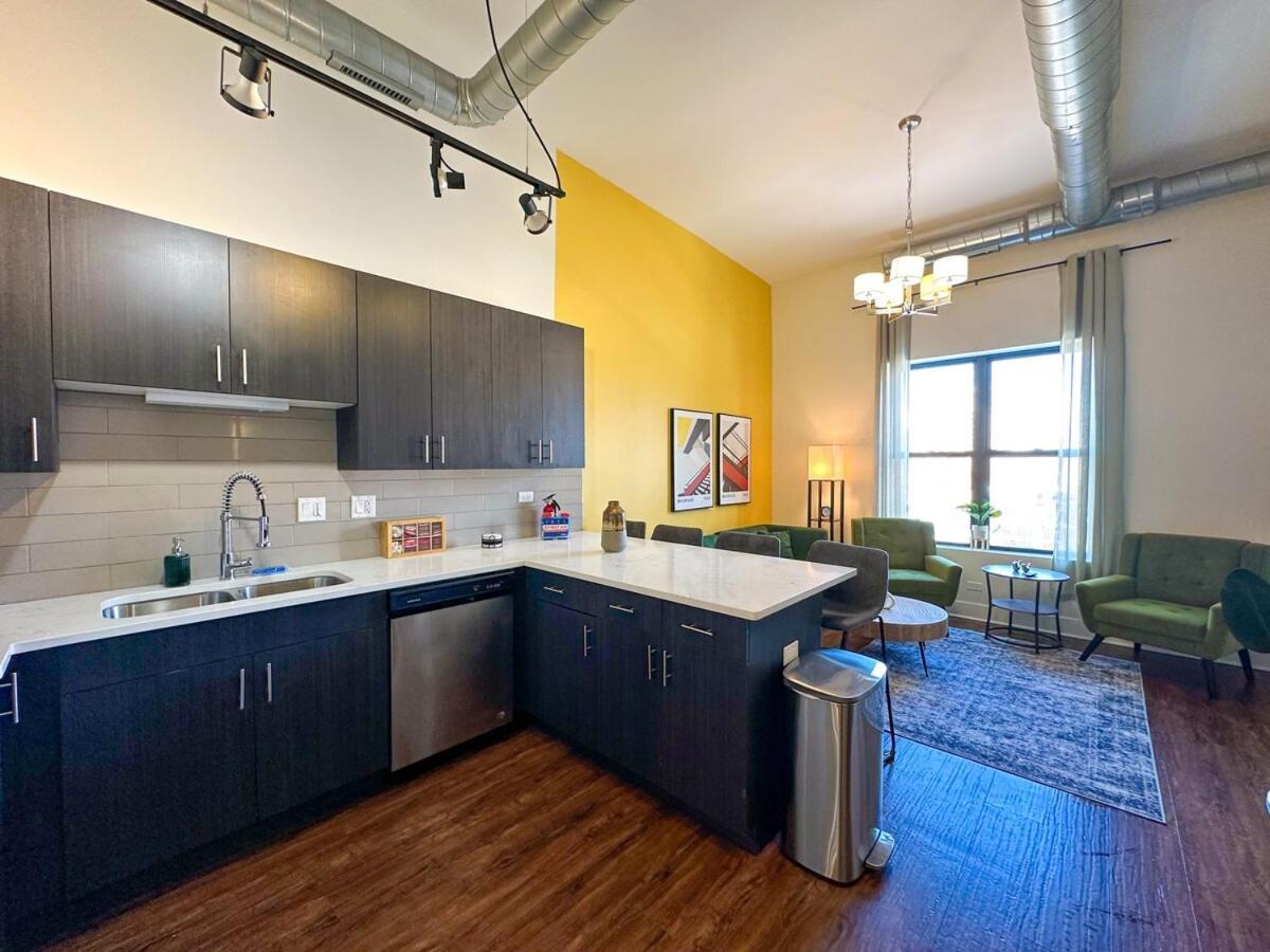 Apartment Business And Leisure Cozy 3br Near Mccormick Place And Museum Campus Chicago