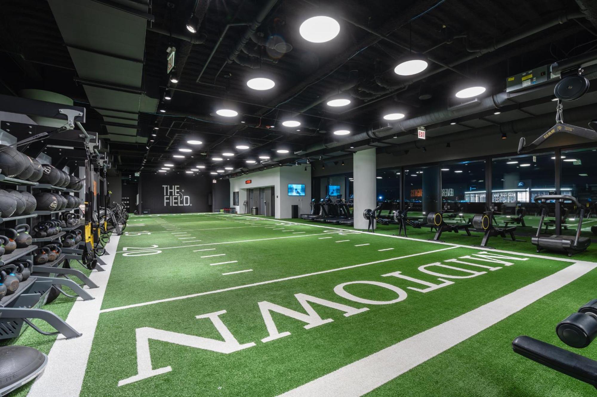 The & Athletic Club At Midtown Chicago