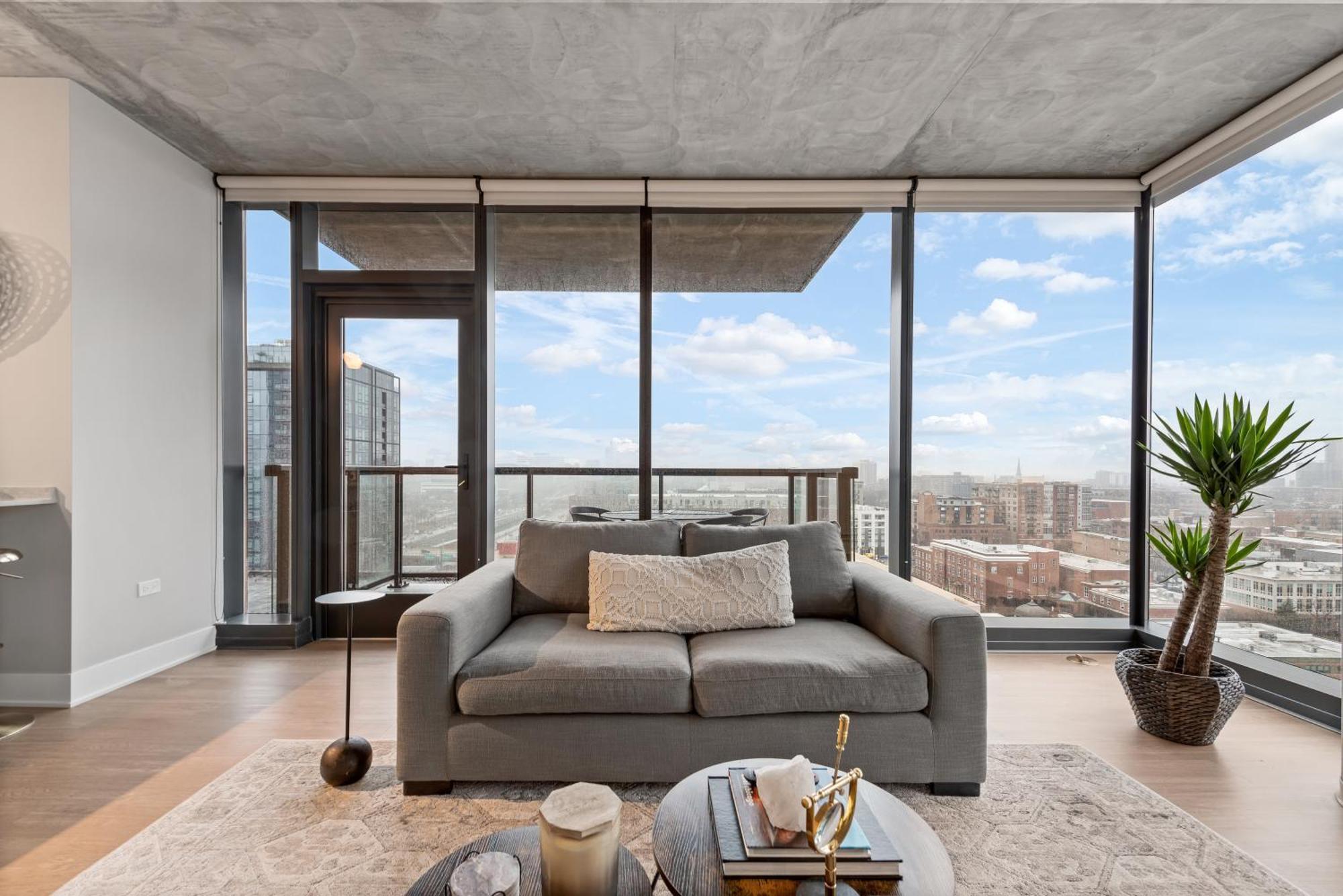 Sage Modern Near Union Park In West Loop Apartment