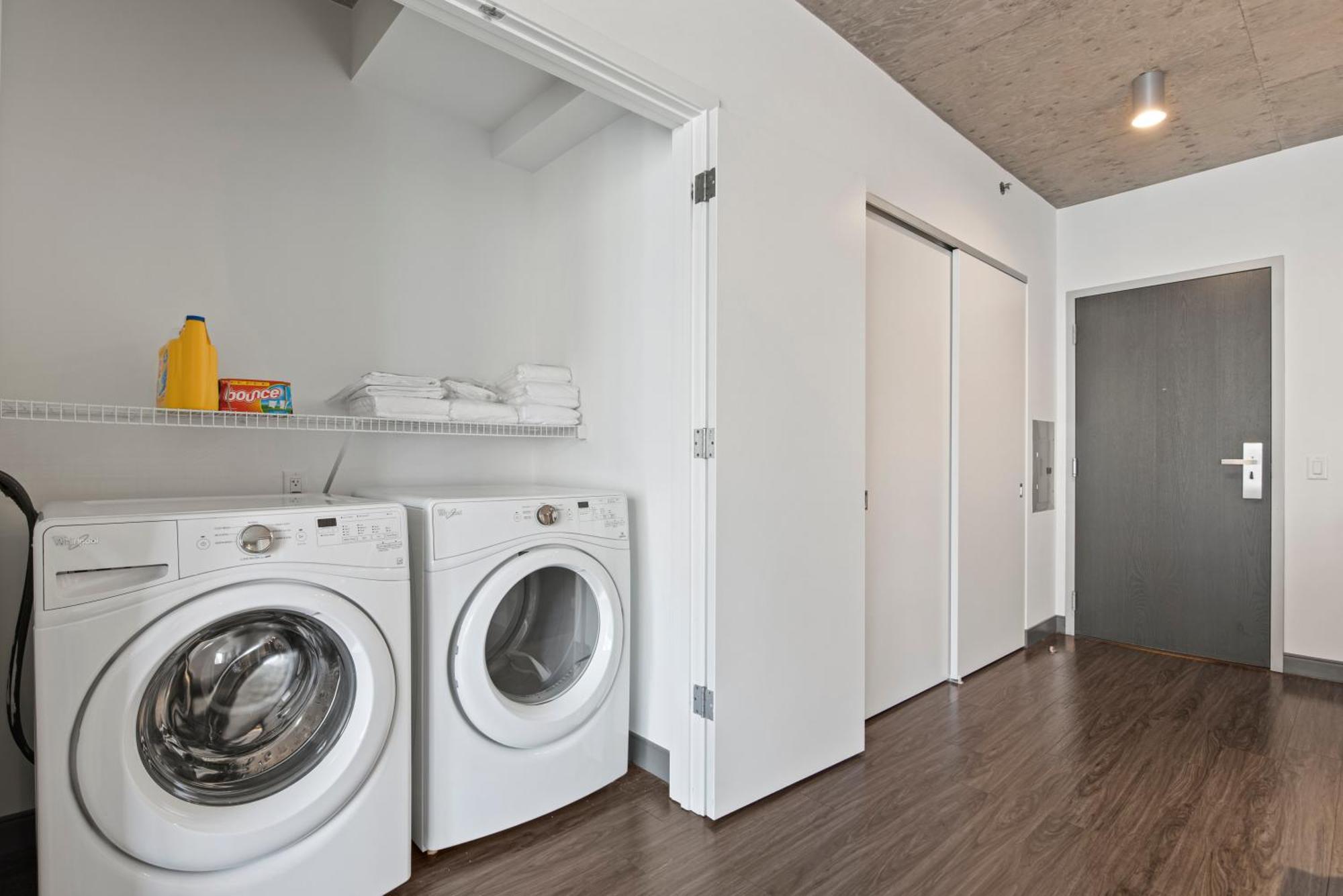 Linea Luxury Living With Indoor Pool And Rooftop Views In The Loop Apartamento *