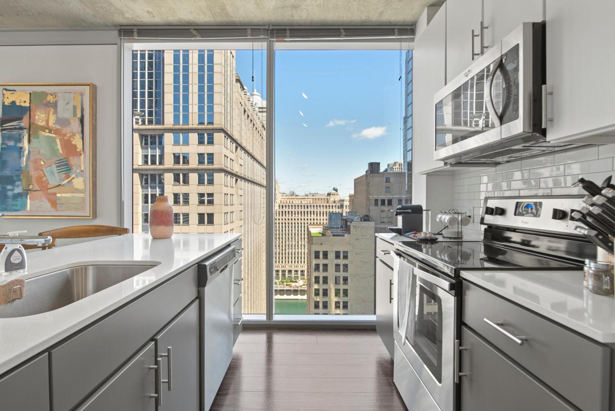 Linea Luxury Living With Indoor Pool And Rooftop Views In The Loop Apartamento