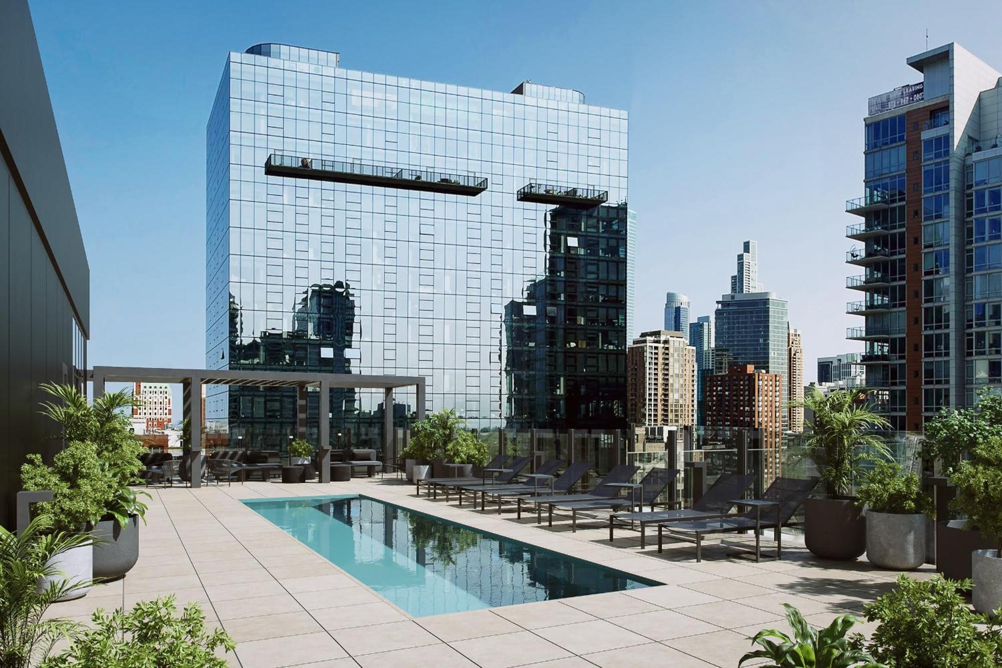 Apartment 3 Bed 3 Bath High Rise With Gym & Amenities