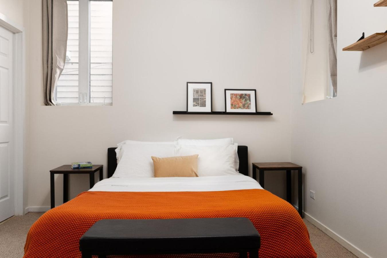 Wicker Park 2br Near Milwaukee Ave
