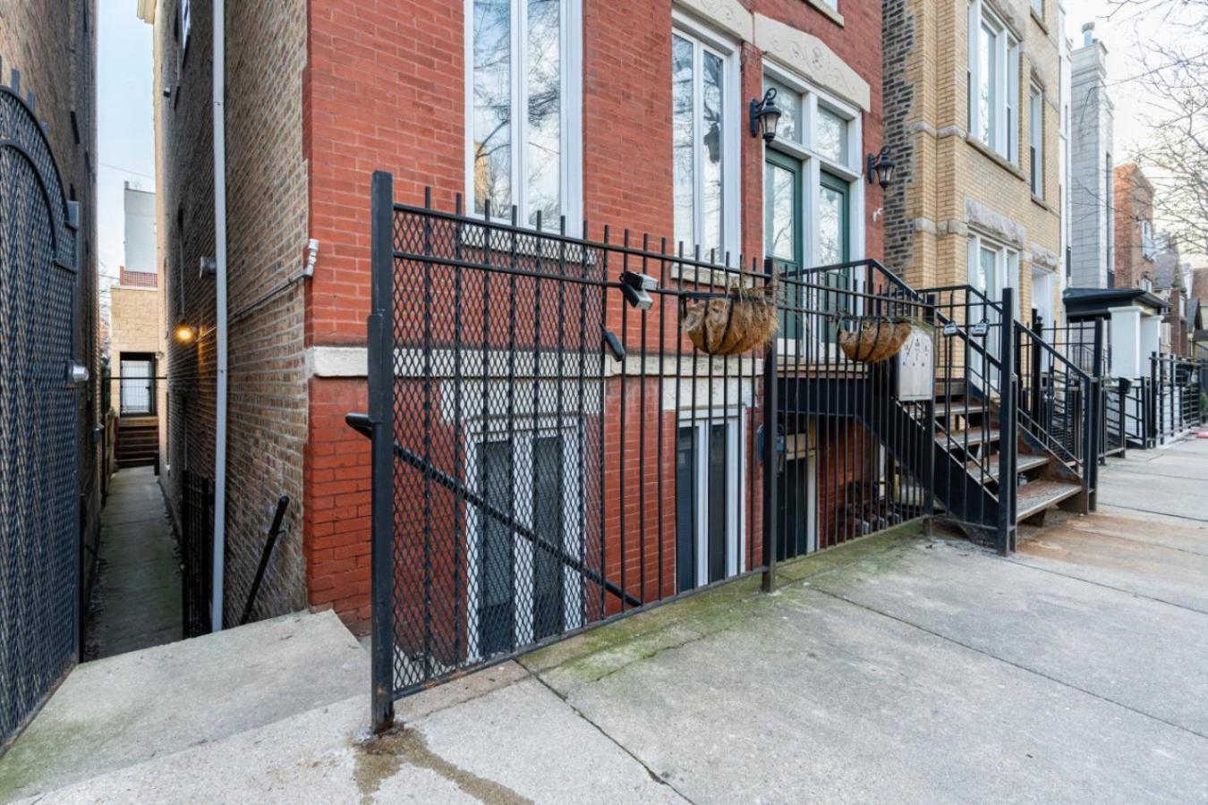 Wicker Park 2br Near Milwaukee Ave * Chicago