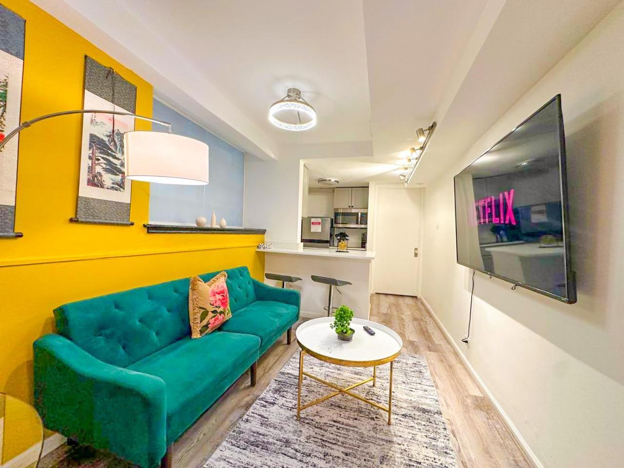 Apartment Japanese Themed 2bedroom In Gold Coast For Up To 4 Guests With Optional Valet Parking Chicago