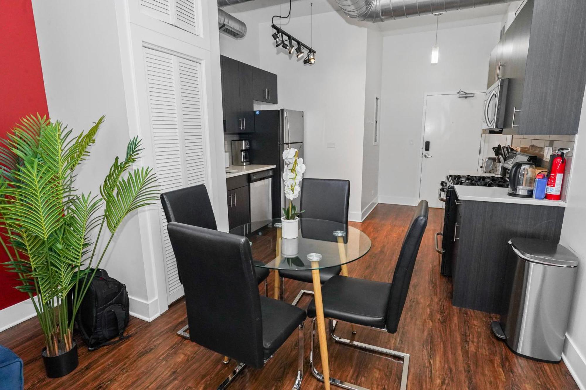 Bright 3br Retreat Near Mccormick Place Convention And Museum Campus *