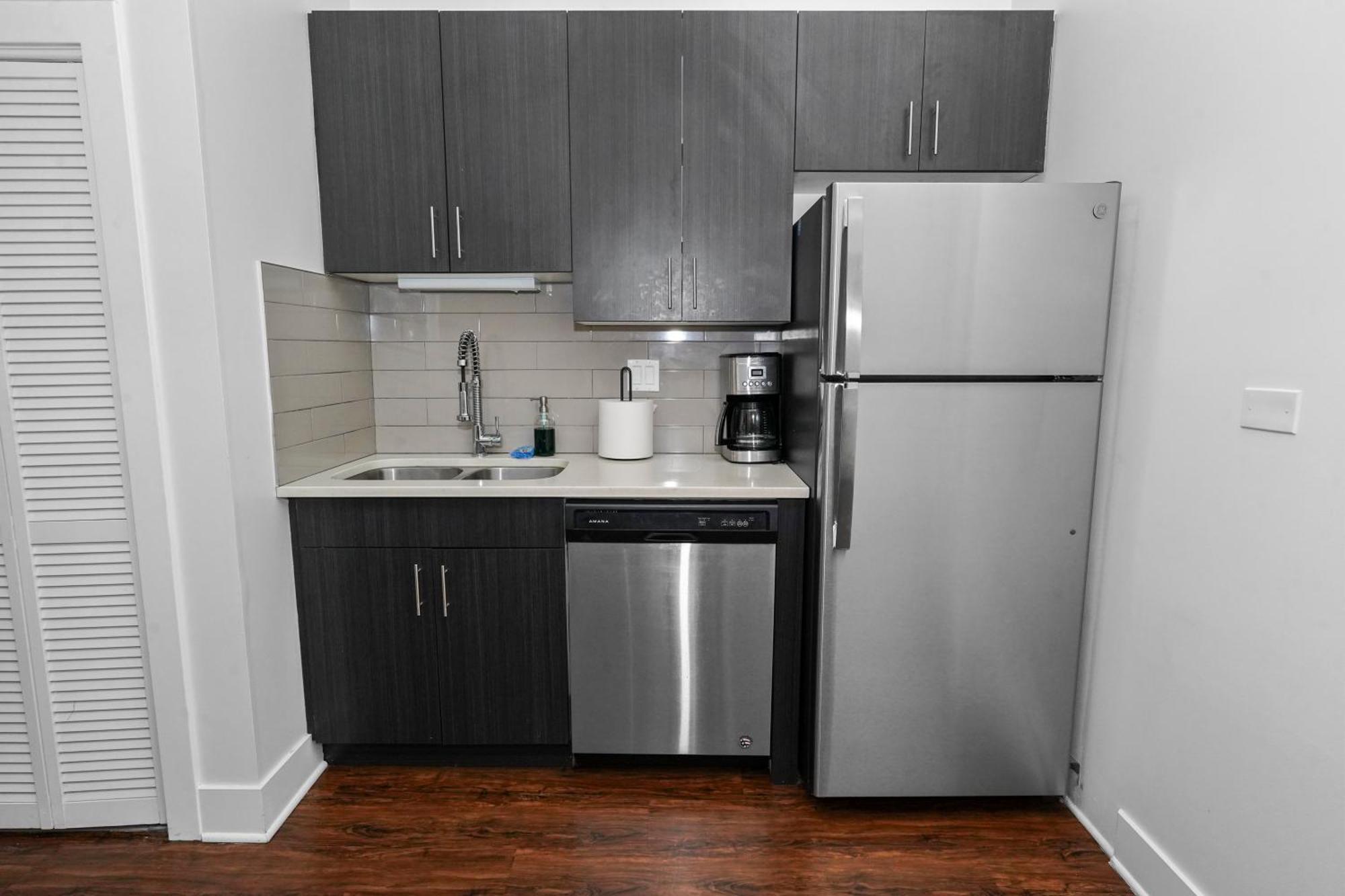 Bright 3br Retreat Near Mccormick Place Convention And Museum Campus Apartment