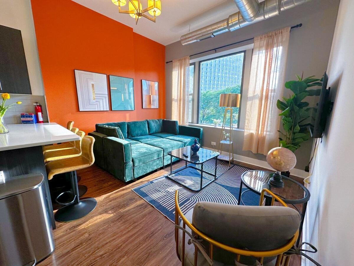 Modern 3br Unit Near Mccormick Place, Of Illinois And Soldier Field Apartment Chicago