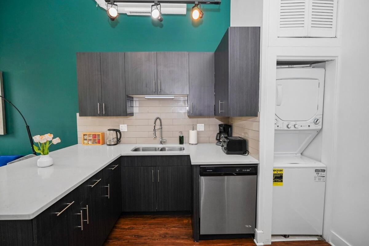 Apartment South Loop 3br With Optional Parking Near Mccormick Place