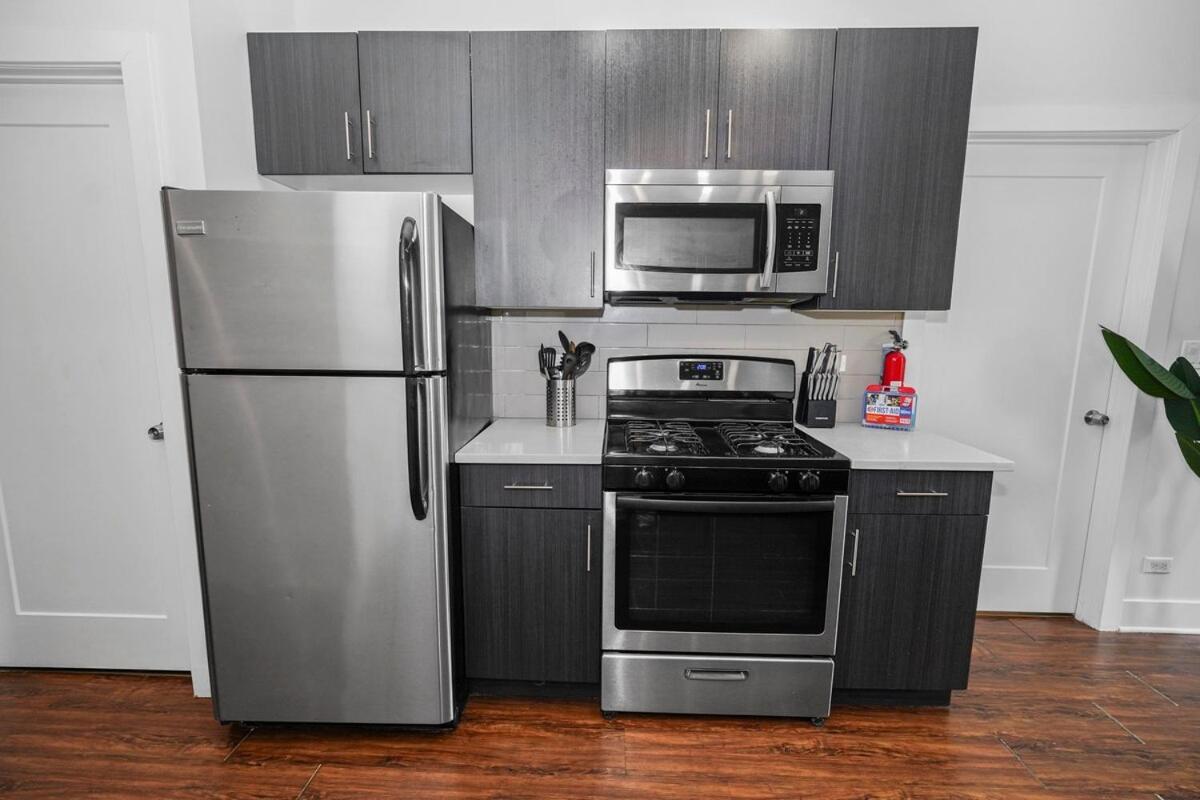 South Loop 3br With Optional Parking Near Mccormick Place Apartment Chicago
