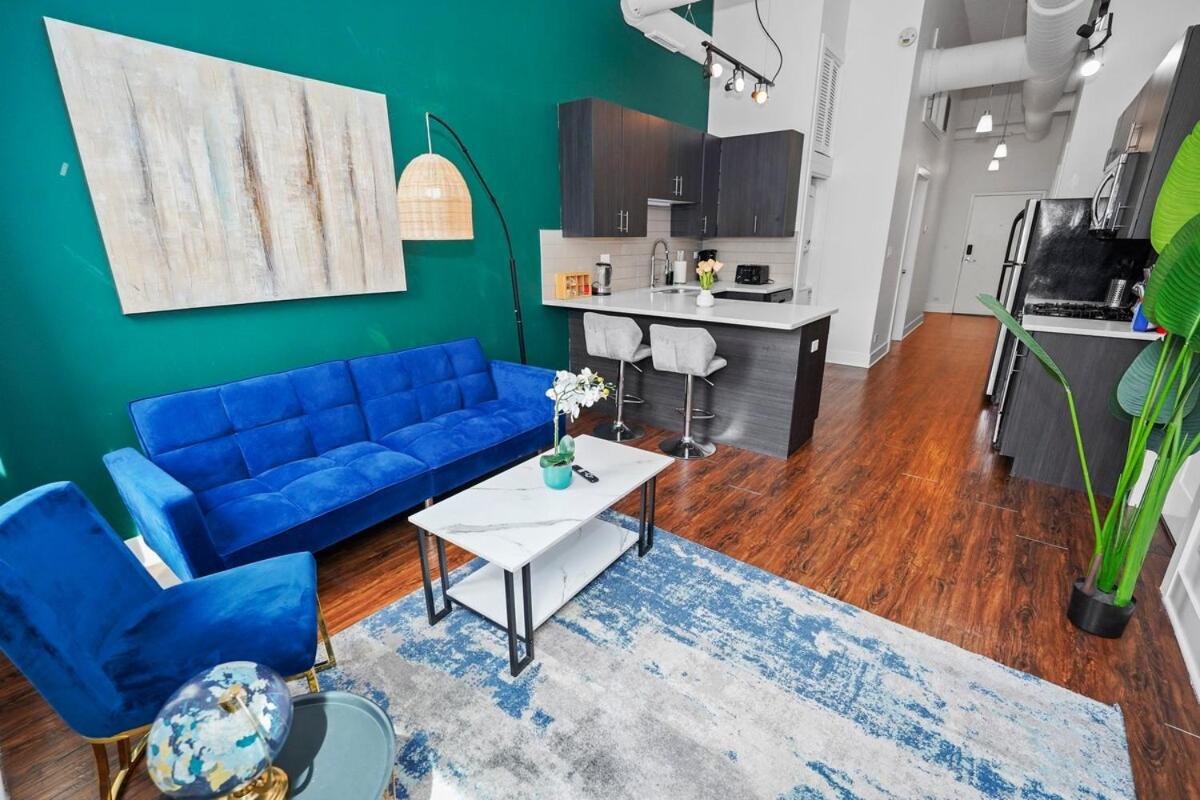 South Loop 3br With Optional Parking Near Mccormick Place Chicago
