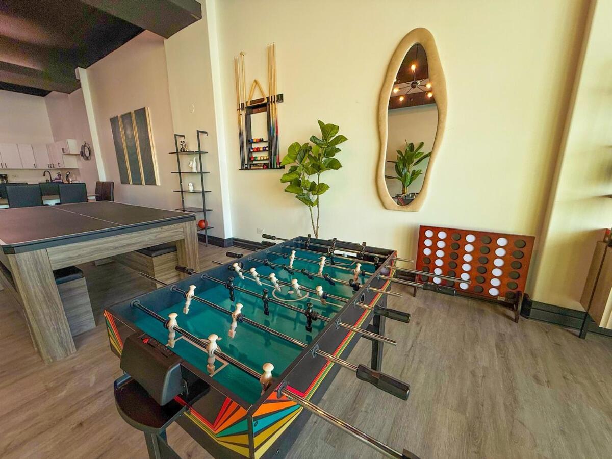Spacious 6br Good For Groups And Sleeps 12 Near Chinatown, Mccormick & Lakefront Apartment *