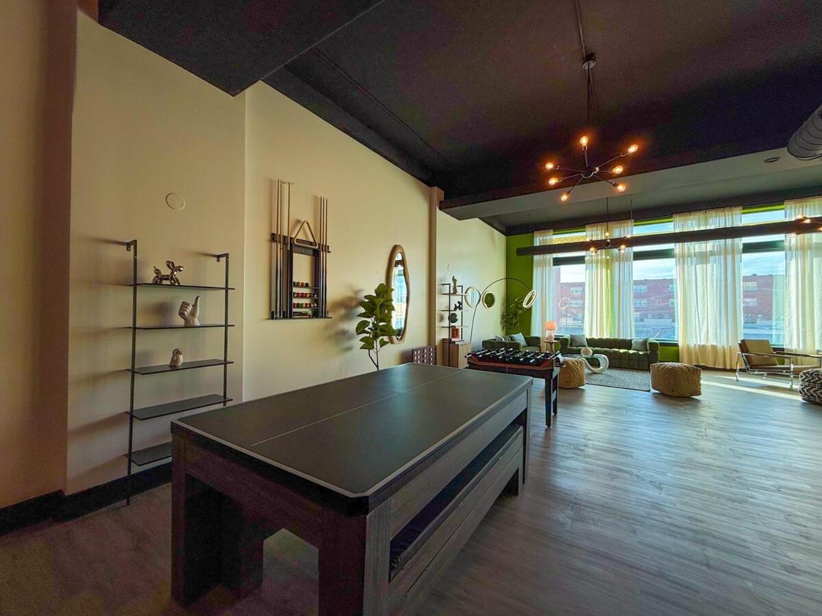 Spacious 6br Good For Groups And Sleeps 12 Near Chinatown, Mccormick & Lakefront Apartment