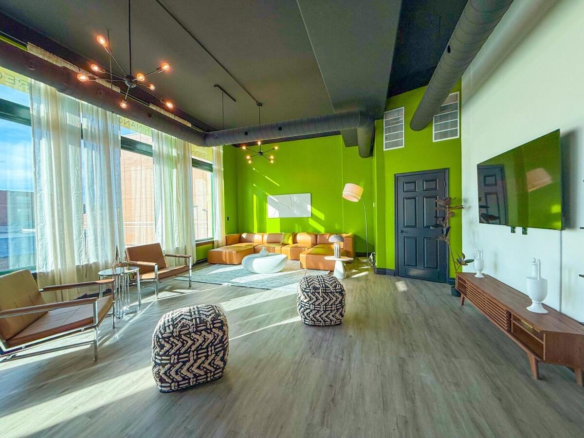 Spacious 6br Good For Groups And Sleeps 12 Near Chinatown, Mccormick & Lakefront Apartment *