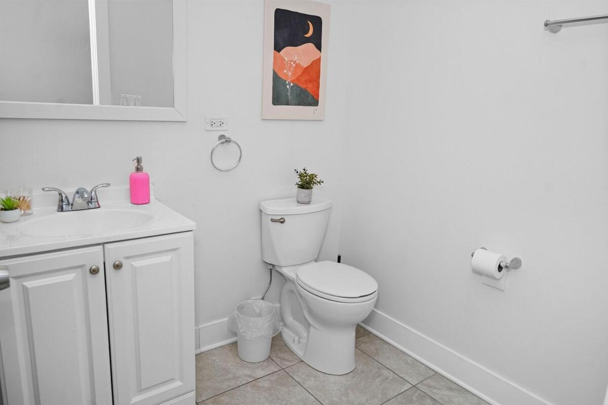 Modern 3Br South Loop Stay Near Mccormick Place & Soldier Field Walk To Downtown Apartment
