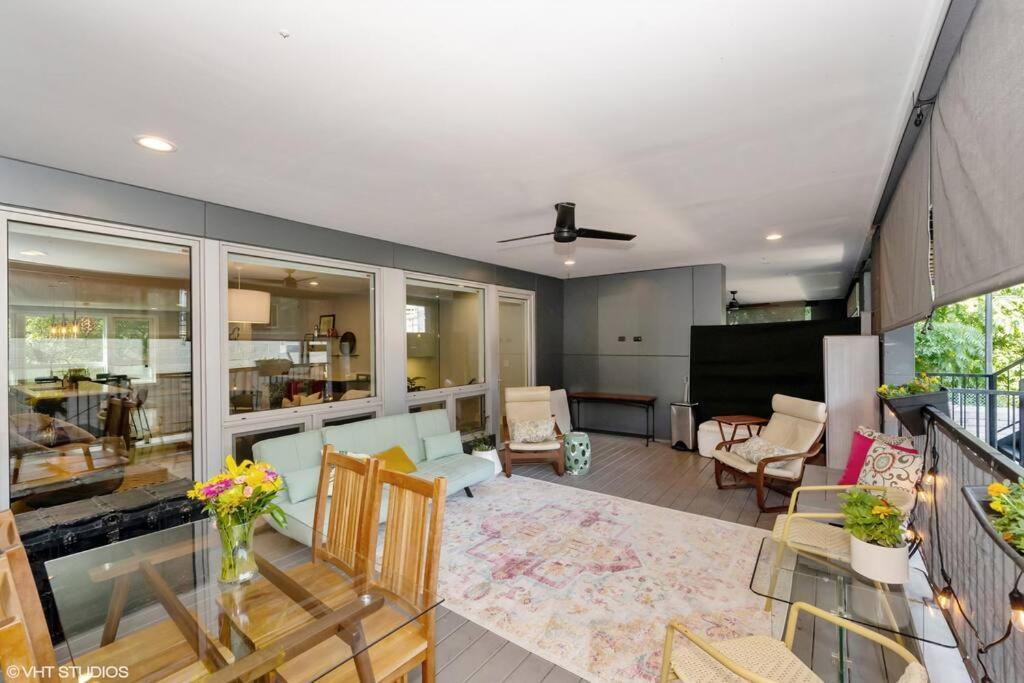 Apartment Urban Oasis - Great For Families With Kids *