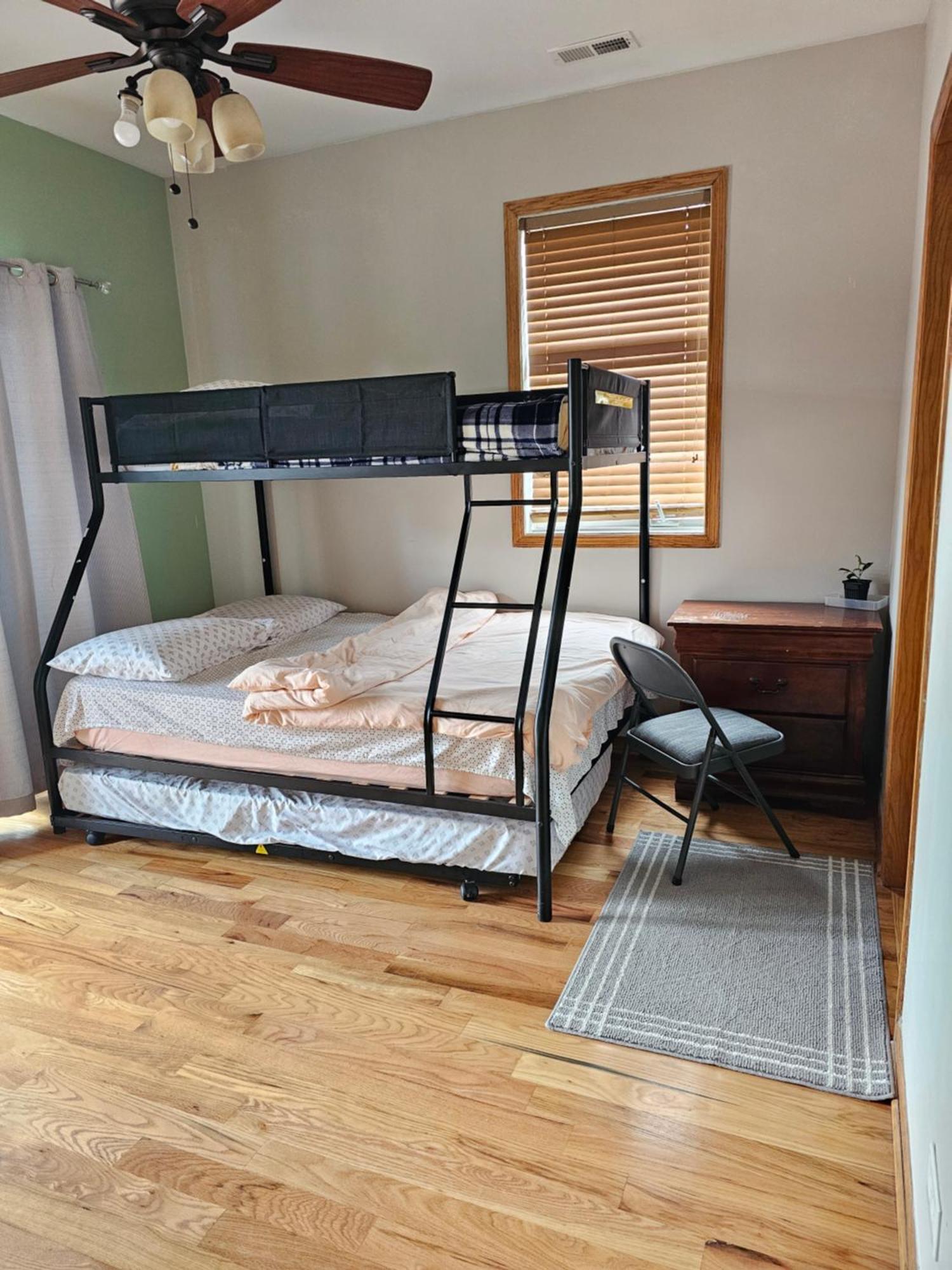 Quarto em Acomodações Particulares 5430 Happy Chicago