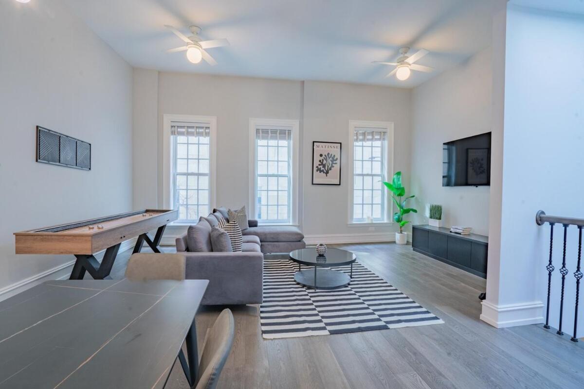 Apartment Pristine Gold Coast 3bd2ba Free Parking Chicago