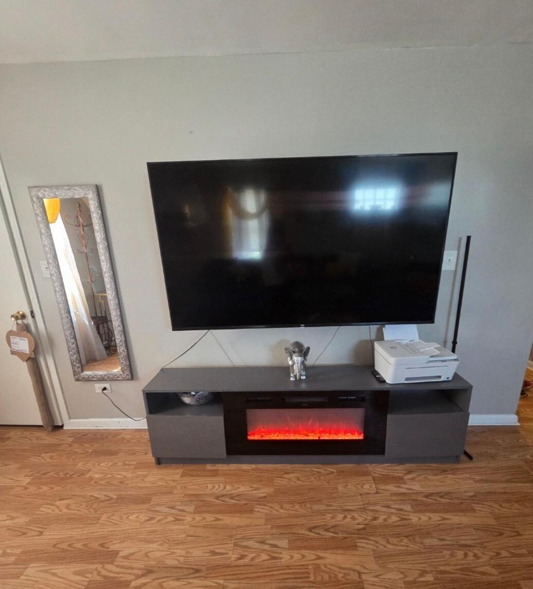 Apartment A Cozy Escape Spacious 3-bedroom With Extra Relaxing Area Chicago