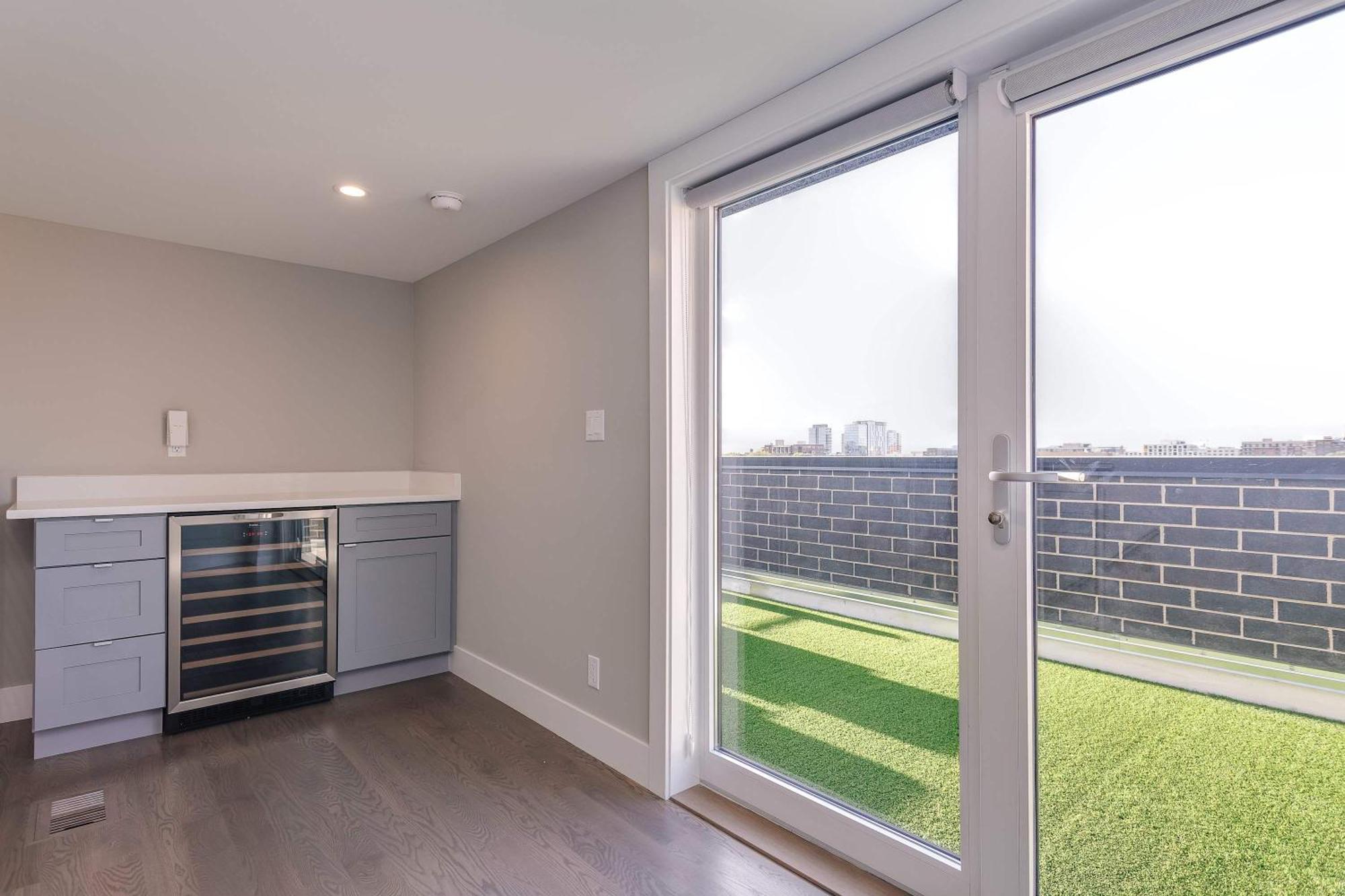 Apartment Breathtaking Chi Unit In River North With Rooftop Deck - Penthouse A - Sleeps 11 Chicago