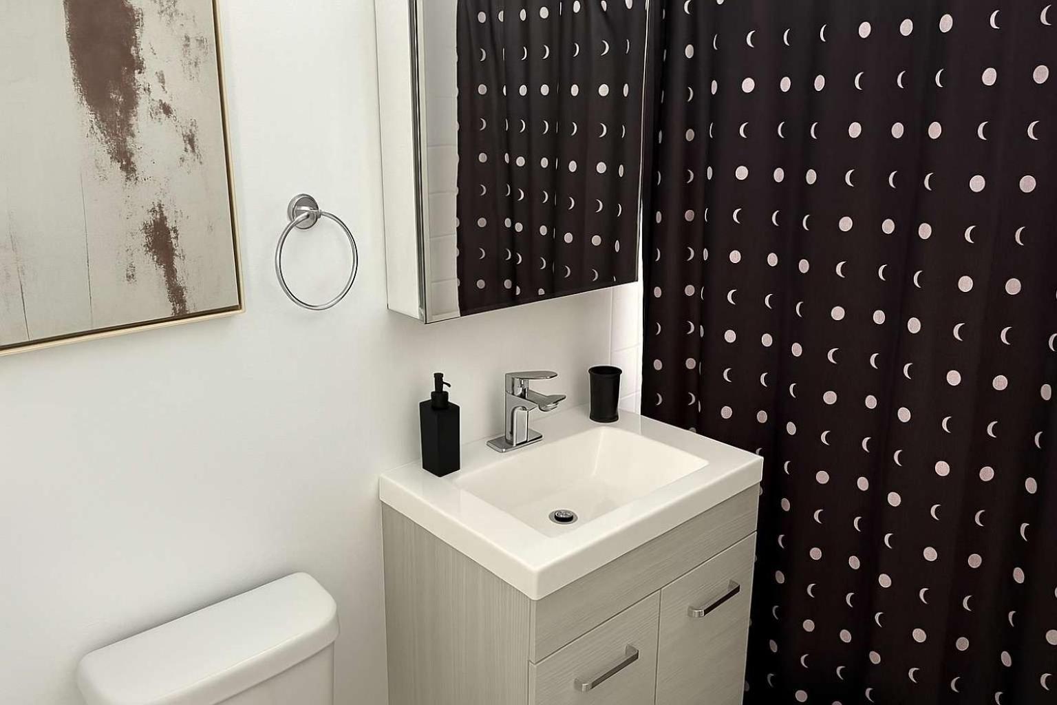 Modern 2br With Reliable Wi-fi - Roscoe 30 Chicago