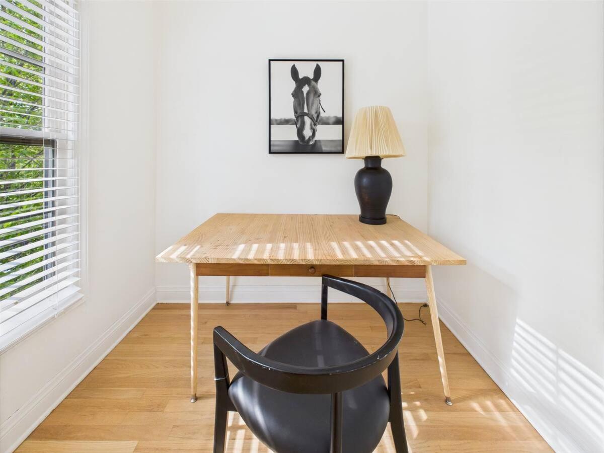 Spacious 4br With Outdoor Oasis * Chicago
