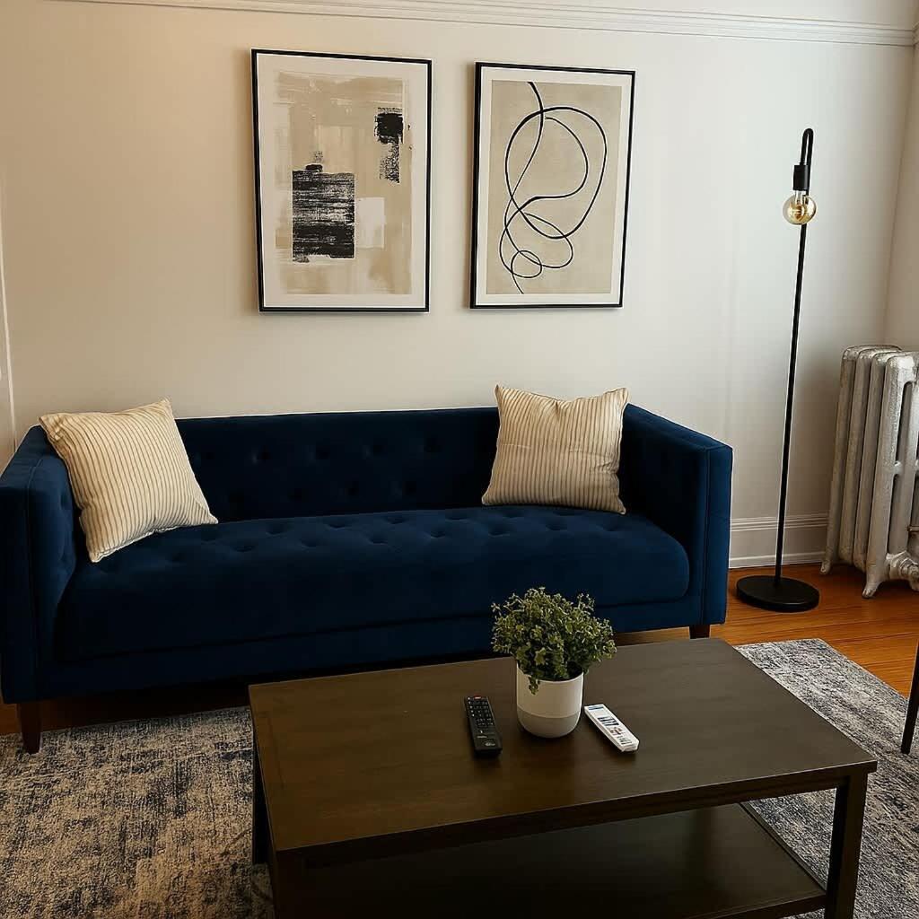 Apartment Roomy 3br Near - Lunt 33-2n