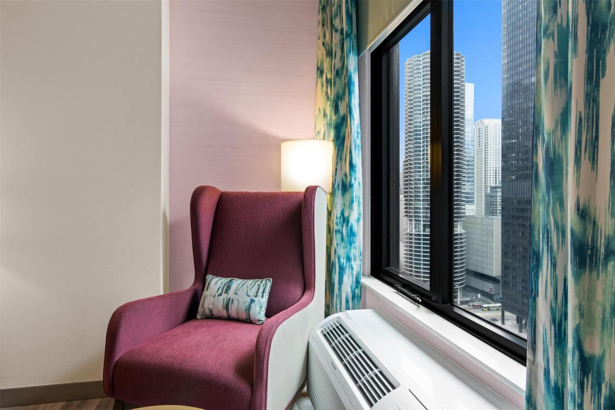 Hotel Hilton Garden Downtown Riverwalk 3*