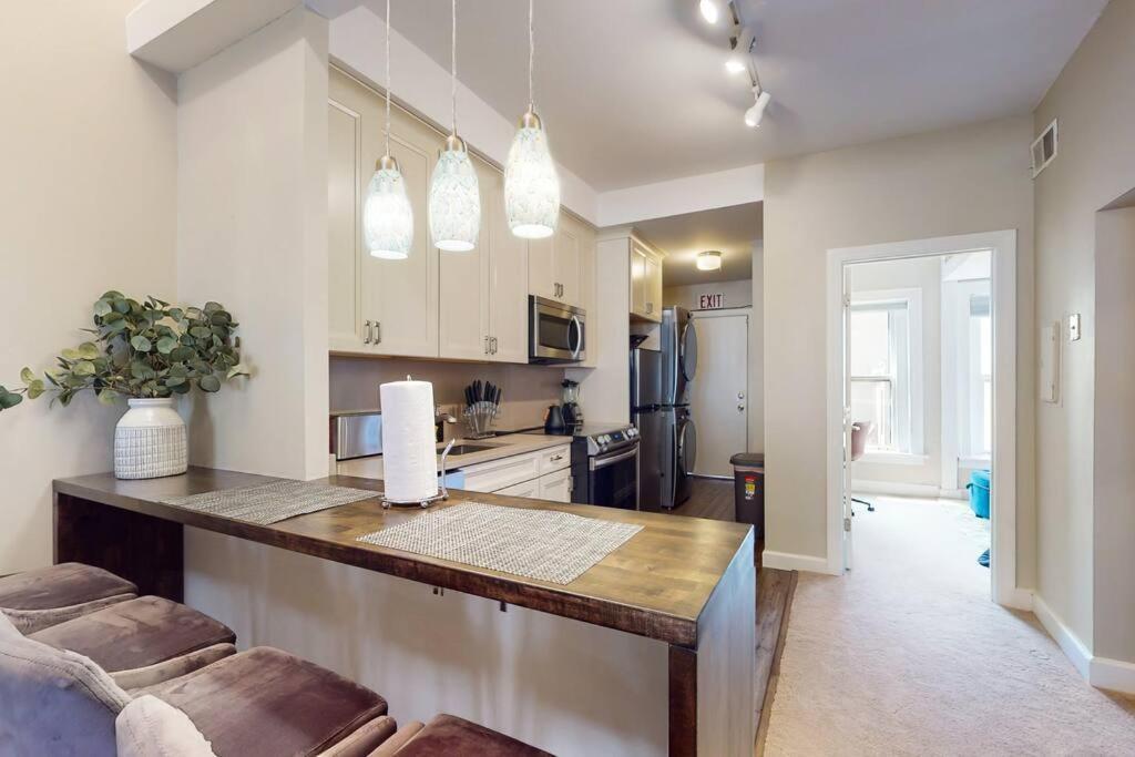 Chic River North Retreat