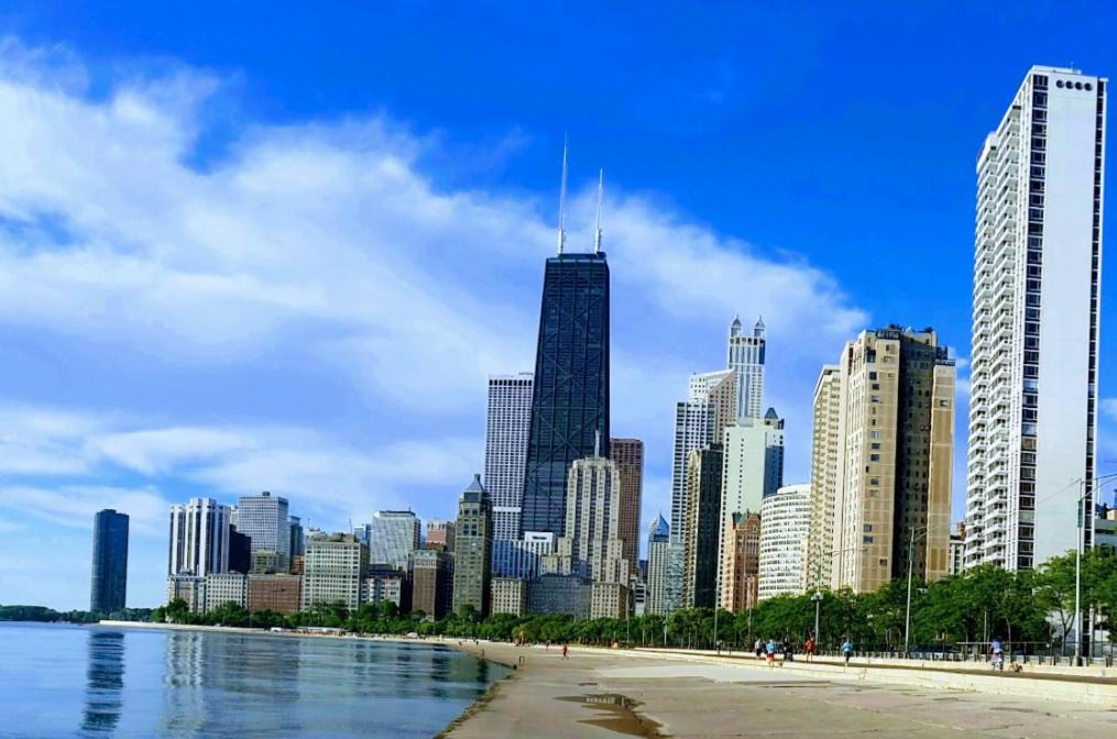 Art Downtown Fulton Market Entire 3 Bedroom Sleep10 Private Garage Roof Ev Tesla Holiday home *