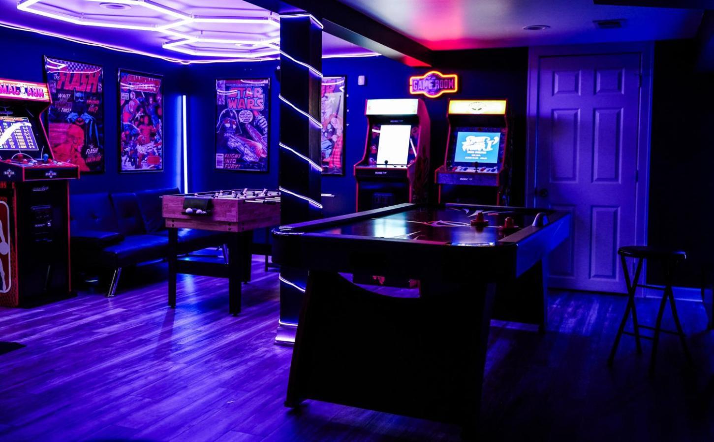 Game Room, Firepit, Playground, Gym, Billiard Holiday home *