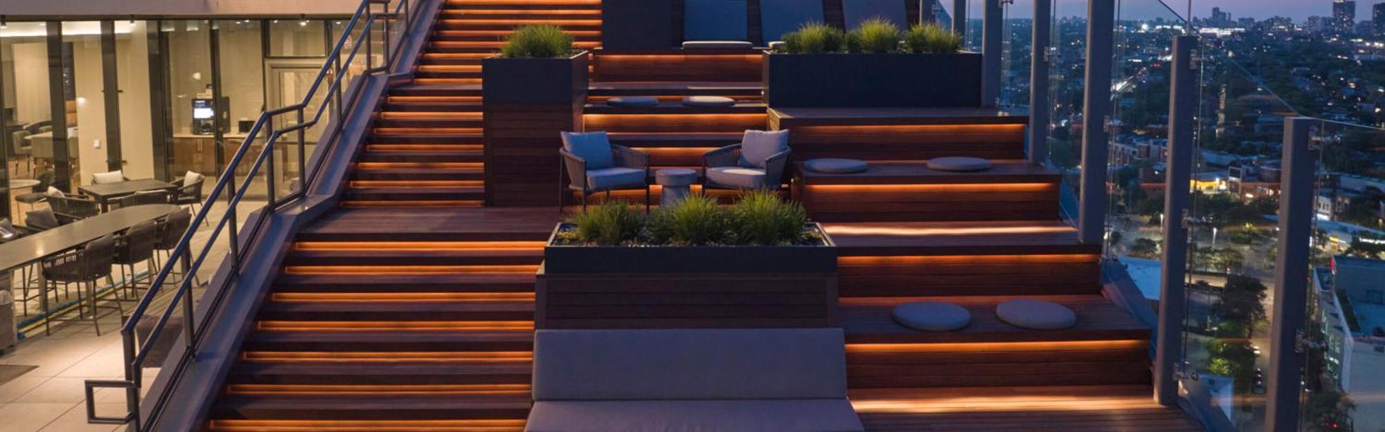 Foundry Unmatched Skyline Views At Lincoln Park * Chicago