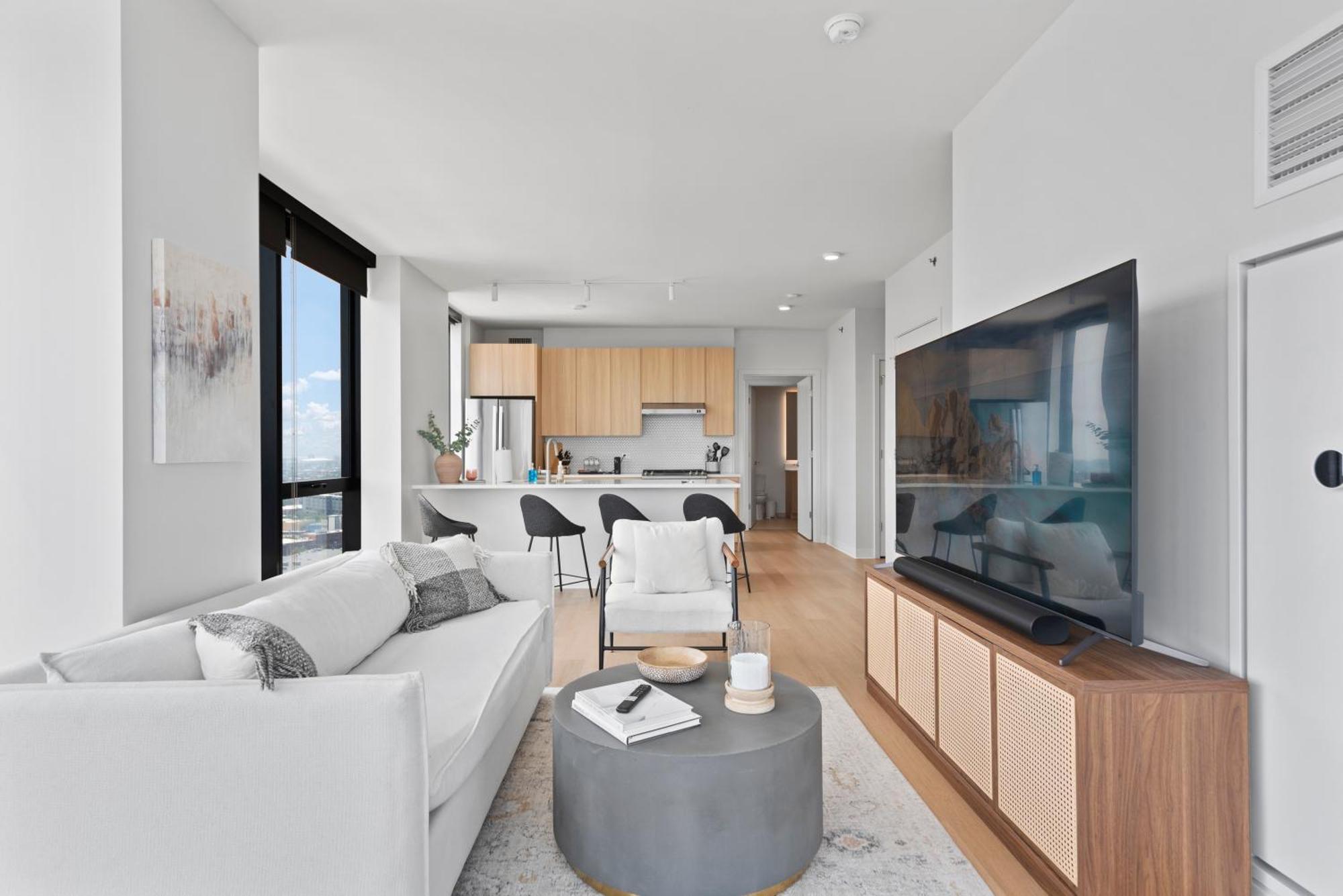 Foundry Unmatched Skyline Views At Lincoln Park