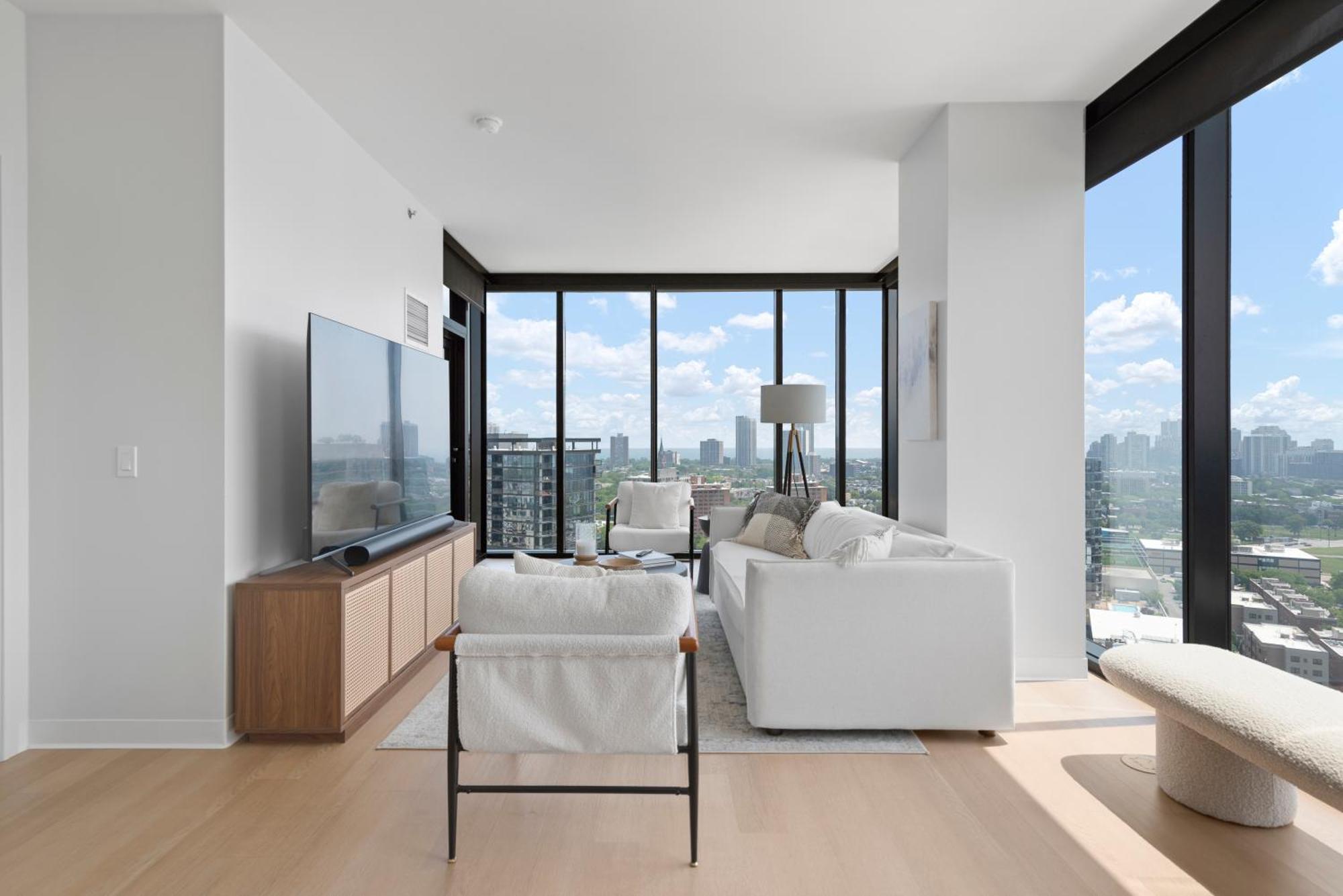 Apartment Foundry Unmatched Skyline Views At Lincoln Park