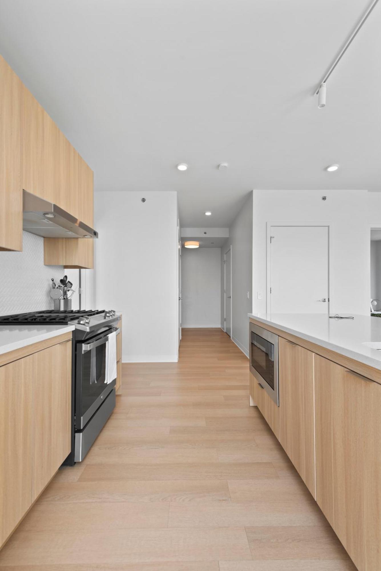Apartment Foundry Unmatched Skyline Views At Lincoln Park *